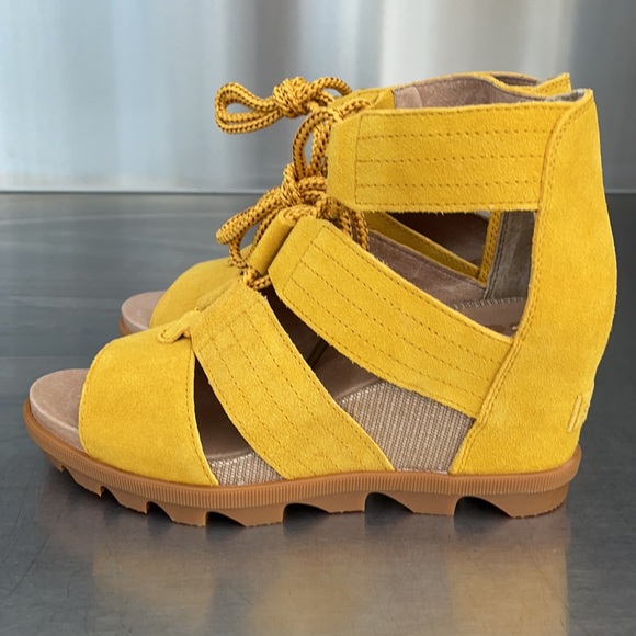 Host Pick! SOREL leather lace up sandals.NiB - Picture 6 of 6